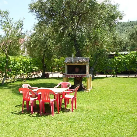 アパート Olga's Garden Almiros Beach